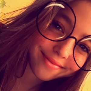 Meet your Posher, Riley